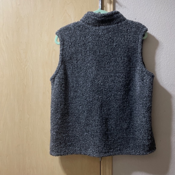 Women Large Sherpa Plush Outdoor Activewear Vest Jacket Zipper Front Pockets - Picture 7 of 7